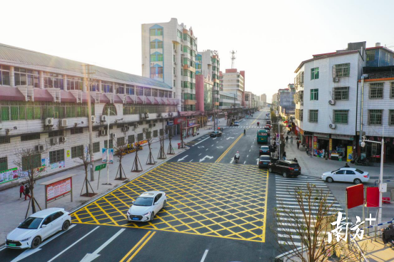 市區(qū)路網(wǎng)。曾亮超 攝