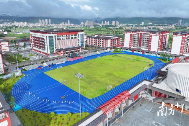廣州六中連州實(shí)驗(yàn)學(xué)校。曾亮超 攝